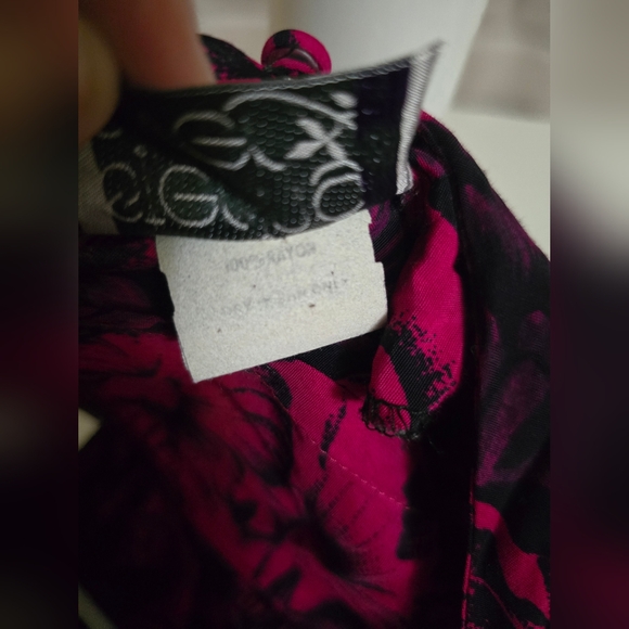 1980s Vintage Pink Rayon Cocktail Dress w/Ruffles, Overlay Skirt & V-Back XS/S - Picture 8 of 8